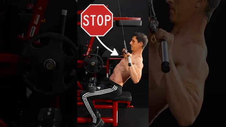 Stop Doing THIS On Lat Pulldowns!
