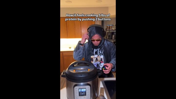 Who doesn’t love a good protein party?!  IG: iknowforrest
