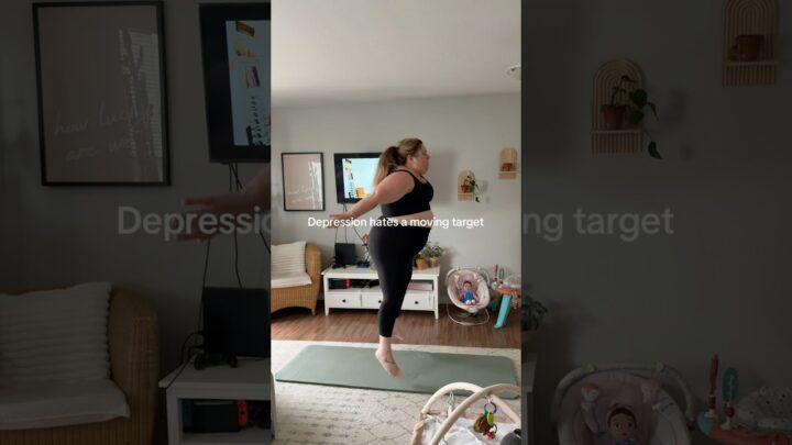 Move your body, mama 🤍 #postpartum #fitness, #momlife #weightlossjourney #plussize #baby #selfcare